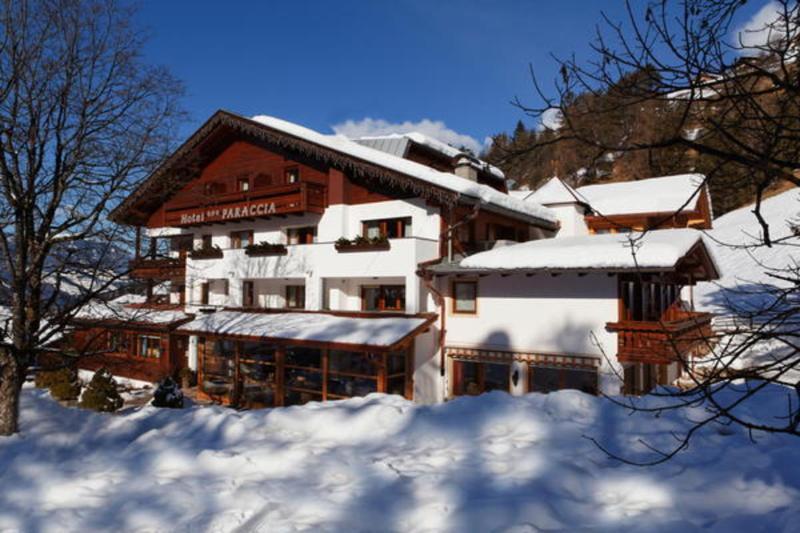 Hotel Monte Paraccia Сан-Виджилио-ди-Мареббе Экстерьер фото
