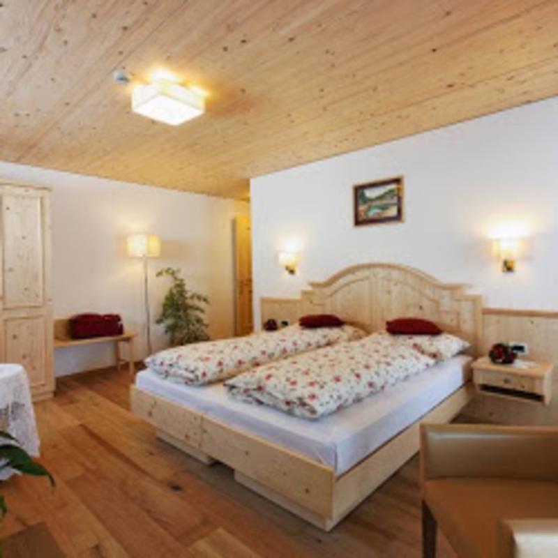 Hotel Monte Paraccia Сан-Виджилио-ди-Мареббе Экстерьер фото
